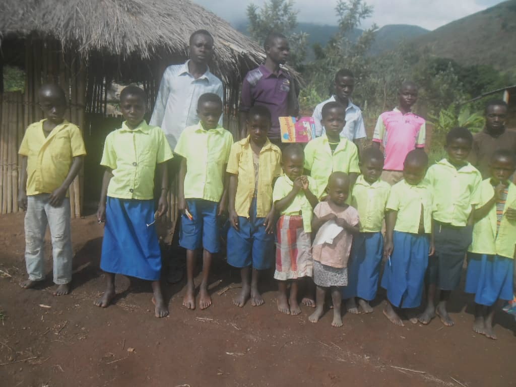 Original photograph from the Maranatha donation page